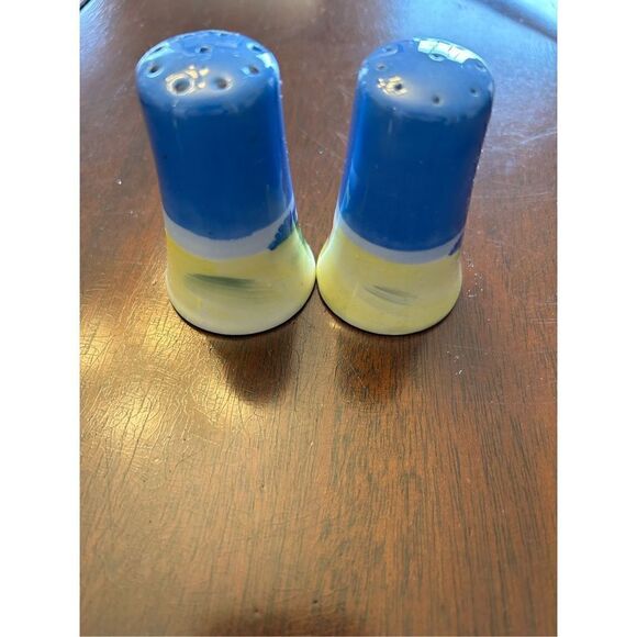 Vintage hand painted cabin in trees landscape salt pepper shakers made in Japan - Picture 4 of 5